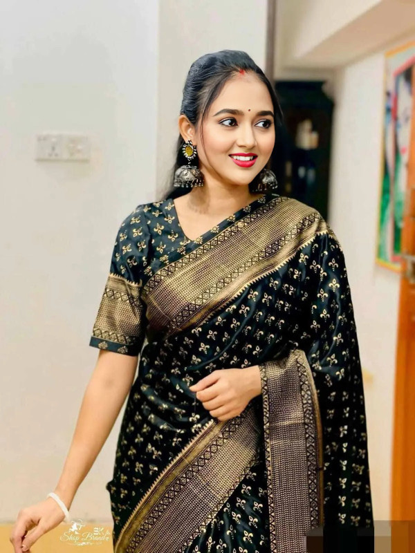 Japani Silk Sharee with Blouse Piece
